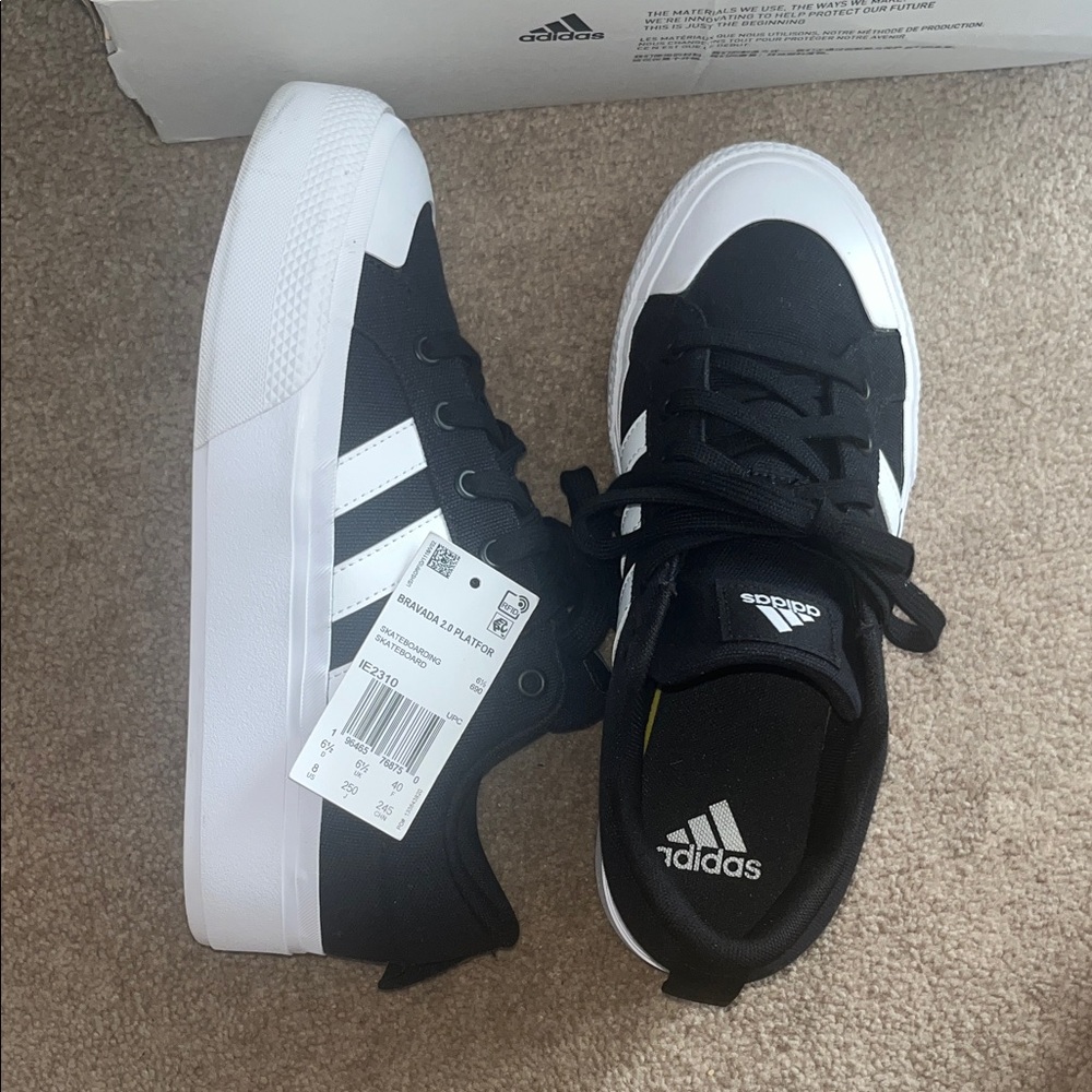 Adidas Bravada 2.0 Sneakers - Black and White